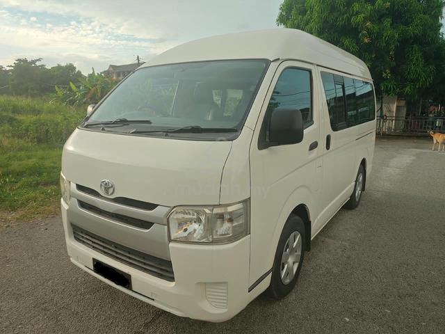 2014 Toyota Hiace High Roof Window Van 2.7 (P) - 1