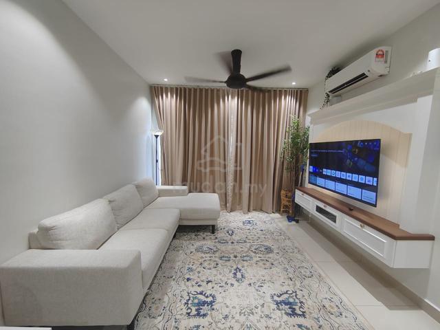 Avia Plus, Bandar Country Homes 1