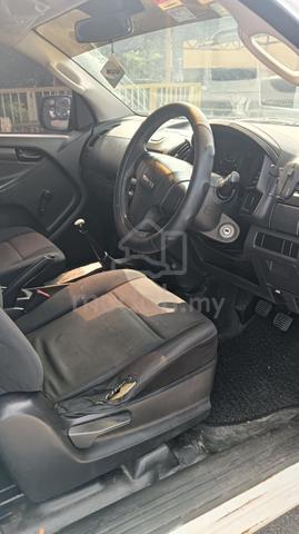 2016 Toyota HILUX 2.5 VNT MY05 KUN25R UPDATE (M) - 5