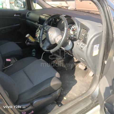 2004 Toyota WISH 1.8 XE ZNE10G (A) - 5