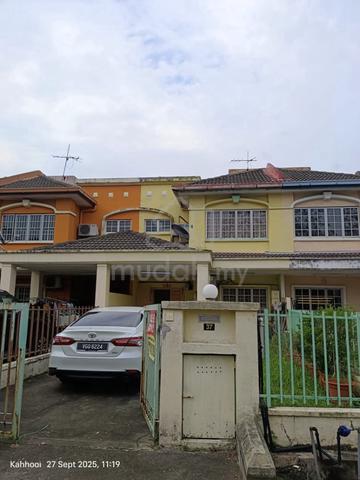 Sungai Buloh 2 storey Freehold Extra long car porch 1