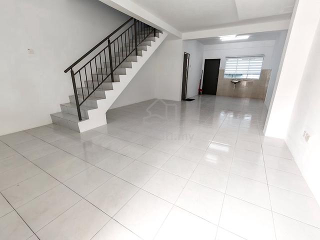 (New Brand House) Double Storey Tmn Scientex Jasin Mutiara, Mel 1