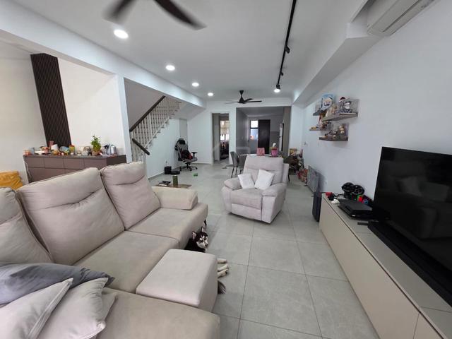 Double Storey Terrace, Puchong, Kuala Lumpur 1