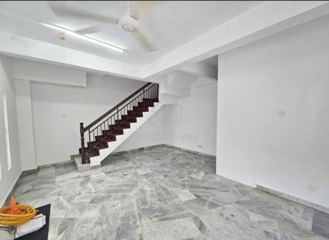 Putra Heights Subang jaya Double Storey, Freehold Kitchen Extend!!! 3