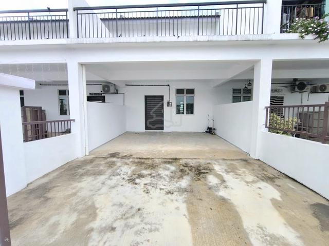 Facing Open, TAMAN LAZULI 2, BUKIT GALENA, SEREMBAN 1