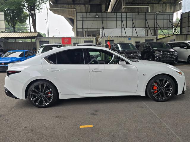 2023 Lexus IS300 2.0 F-SPORT (A) Ready Stock - 2