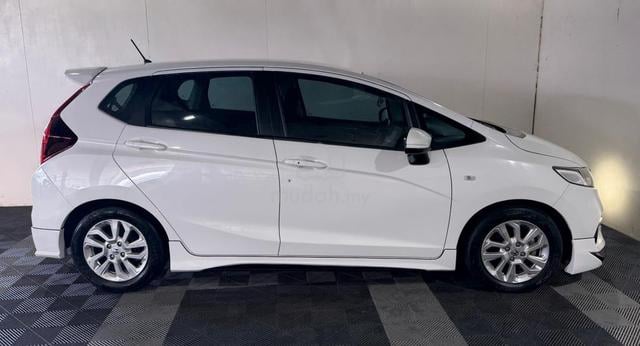 2021 Honda JAZZ E 1.5L (A) - 3