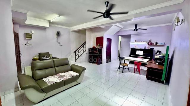 Seri Orkid Skudai Double Storey Terrace Renovated Freehold Good Condi 1