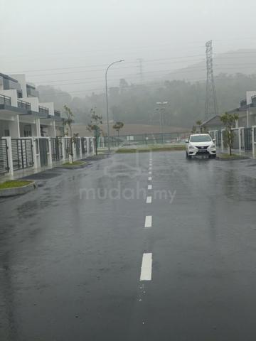 Rumah baru,7 km ke seremban-Teres 2 tingkat ,temiang 1