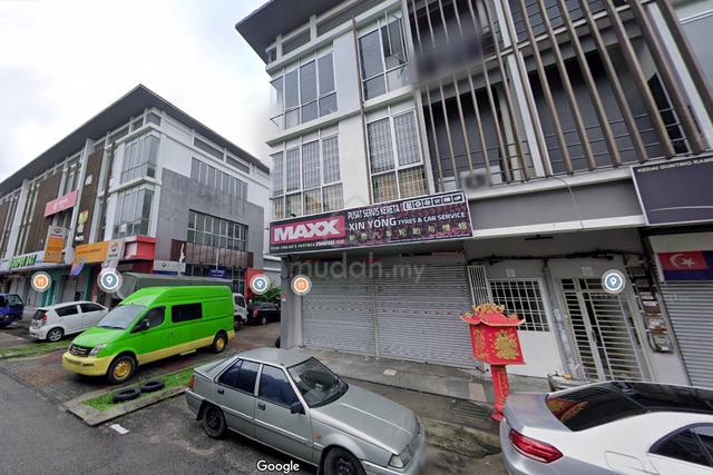 Kota Puteri Jalan Kota 1/3 End Lot shop  1 st floor for rent ! 1