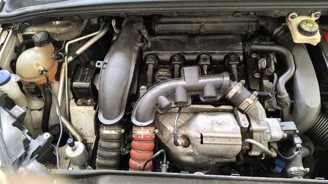 2011 Peugeot 308 1.6 THP (A) - 4