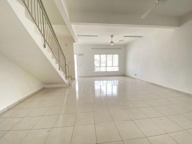Laman Haris  Puncak Alam For Rent 1