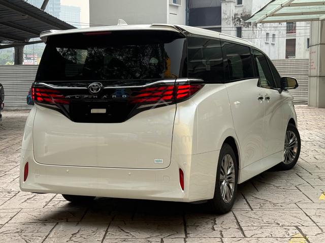 2025 Toyota ALPHARD 2.5 Z (A) 3k+ mileage 6A Grade - 3