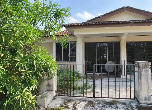 [SAVE UP 38K] Taman Chenderong Jaya, 1,227sf, Batu Gajah 1