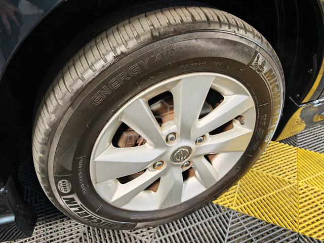 2015 Nissan Livina IMPUL 1.8(A)LoanKedaiMukaRendah - 4