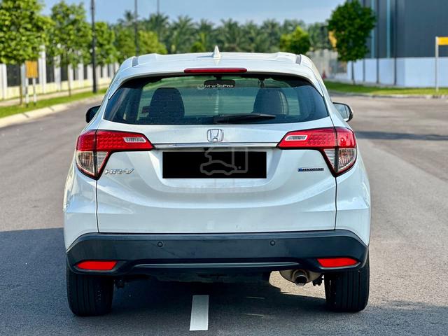 2019 Honda HR-V 1.5 HYBRID Full Service Record - 4