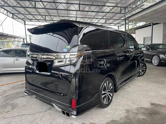 2018 Toyota VELLFIRE 2.5 ZG JBL Sunroof Full Loan - 2