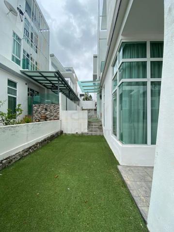 Freehold 3 Storey Semi-D Garden Residence, Cyberjaya, Selangor 5