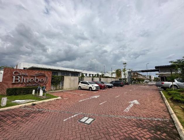 cyberjaya townhouse ground floor,nice lake view and environment 1