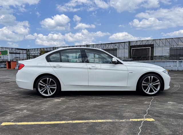 2015 Bmw 320i SPORT LINE (CKD) 2.0 FACELIFT (A) - 5