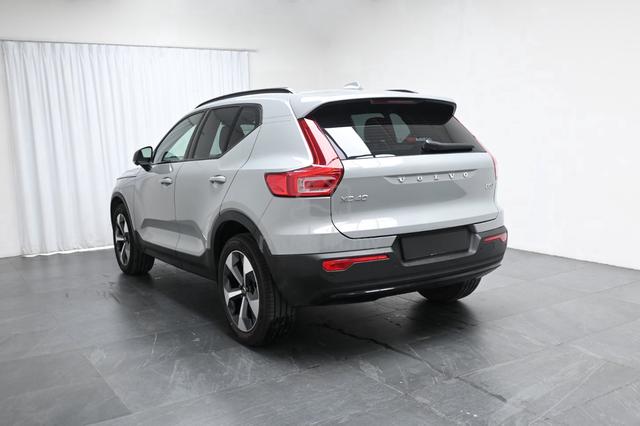 2023 Volvo XC40 2.0 B5 ULTIMATE UNDER WARANTY 2031 - 4