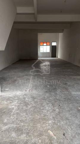 3 Storey/ Shoplot/ Nusa Sentral/ Gelang Patah/ Ground Floor 1