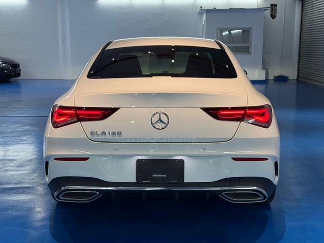 Mercedes Benz CLA180 (A) AMG (JP UNREG) COUPE - 4
