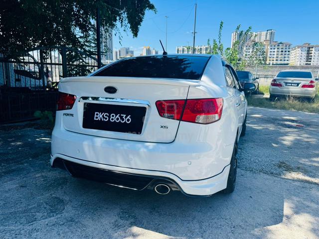 2010 Kia FORTE 2.0 SX (A) 6-SPEED - 4