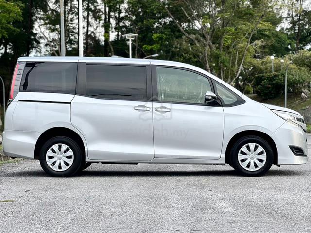 2019 Toyota NOAH X 4WD 2.0 AT 8-SEATER, 4WD SYSTEM - 4
