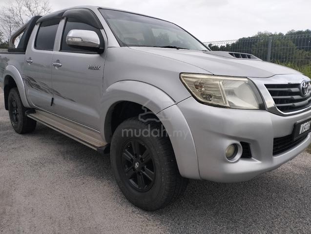 2014 Toyota HILUX 2.5 G VNT (A) - 2