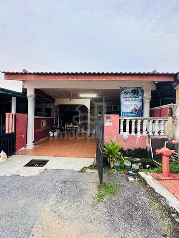 Taman Selaseh Lukut Port Dickson Teres Setingkat For Sale 1