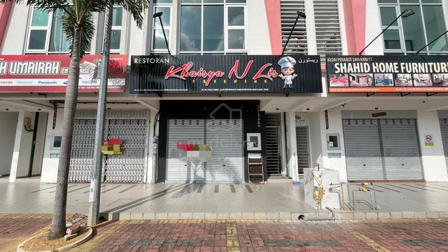 Unblock view double storey Shop lot/ground floor /Bandar seri impian 1