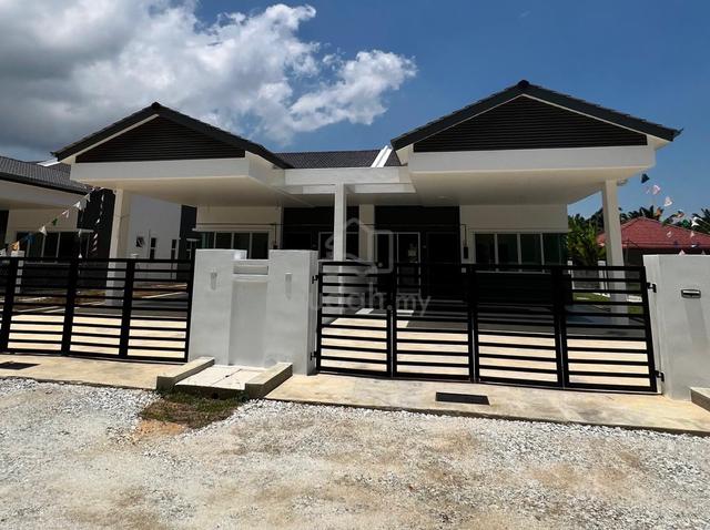 Single Storey Semi D,Taman Pelangi Maju,Batu 7,Kuala Kurau,Perak 1
