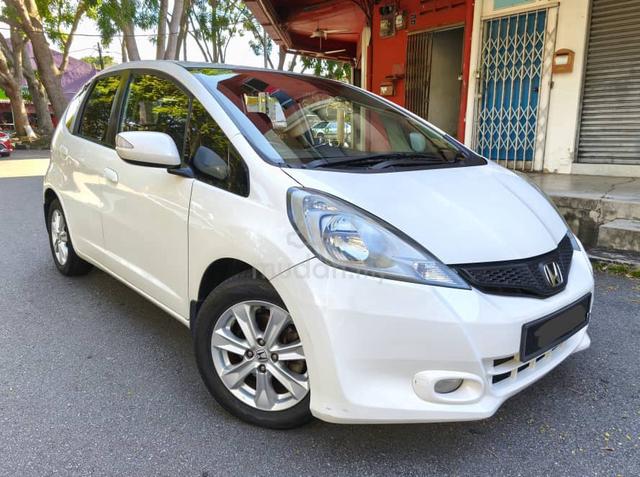 2013 Honda JAZZ 1.5 FACELIFT (A) - 1