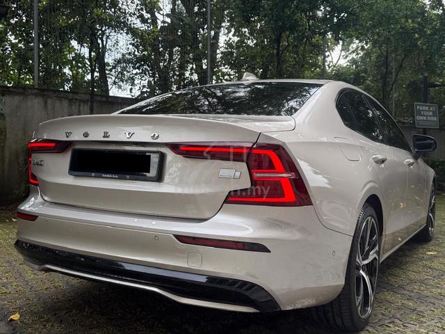 2023 Volvo S60 2.0 RECHARGE T8 ULTIMATE MY23 (A) - 2