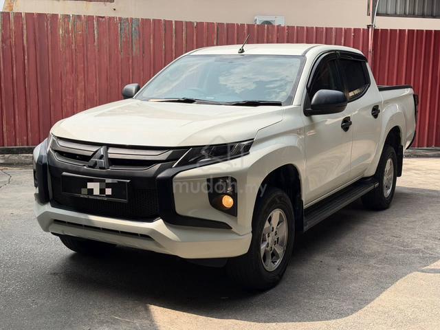 2023 Mitsubishi TRITON 2.4 VGT ATHLETE LOAN KEDAI - 3