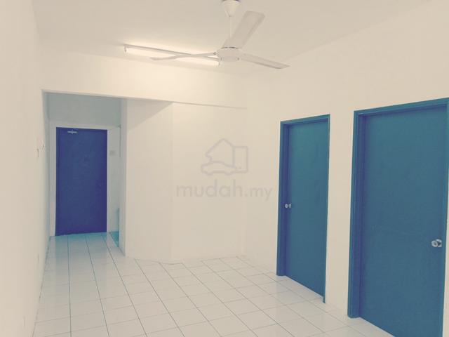 saujana apartment 1