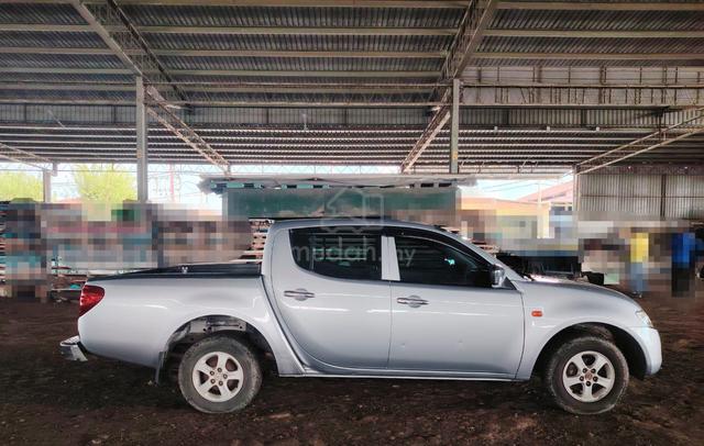 2009 Mitsubishi TRITON 2.5 KB4TGJRXZR (M) - 3