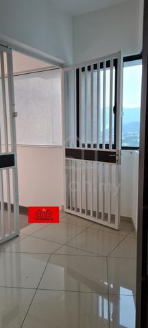 Waterside Residence 1