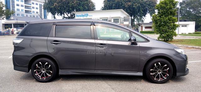 2013 Toyota WISH 1.8 ZGE20G FACELIFT (A) FULLOAN - 5