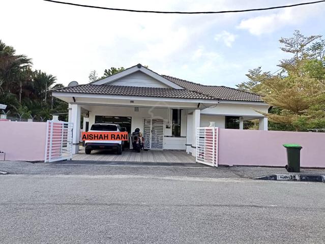 RENOVATED & BELOW MARKET VALUE BANGLO for sale di Bukit Pinang Kedah 1
