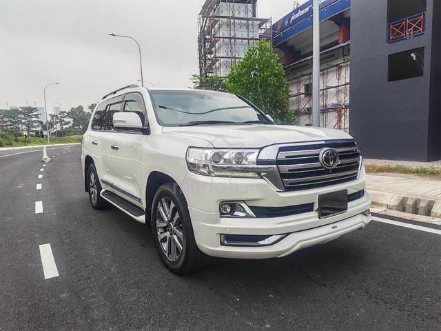 2018 Toyota LANDCRUISER 4.6 ZX CBA-URJ202W (A) - 1