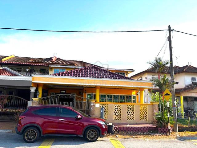 Teres 2 Tingkat End Lot Renovated, Taman Banting Baru, Banting 1