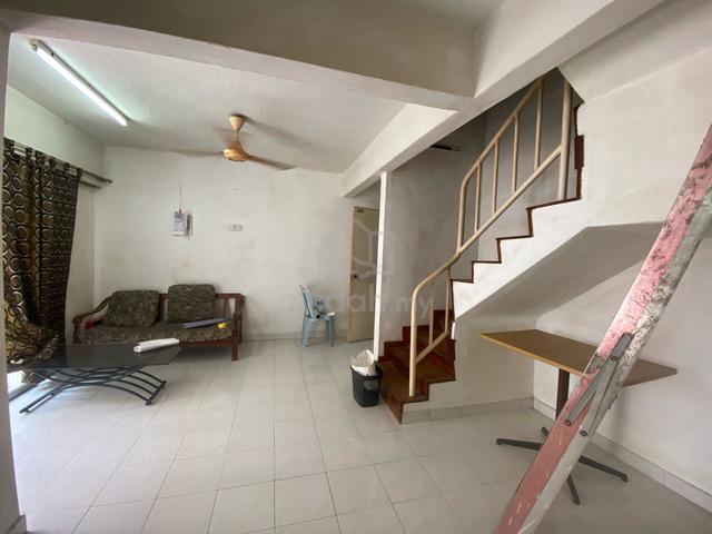 Kota Laksamana Utama Apartment 1