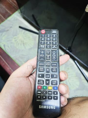samsung smart tv - photo 4 of 4