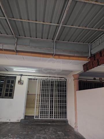 2 storey terrace for rent at Taman Pengkalan Harapan, Ipoh 1