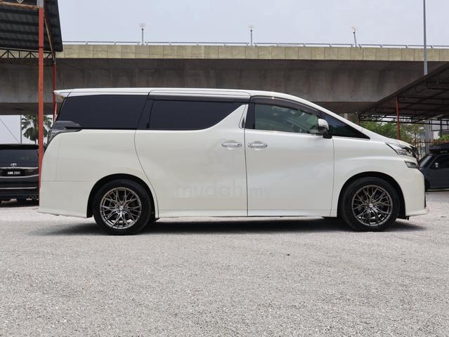 2017 Toyota VELLFIRE 2.5(A) Z GOLDEN EYES M445 - 5