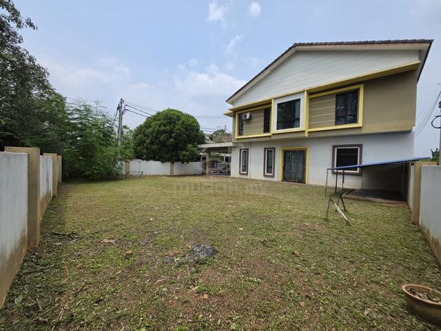 2 storey Corner (4000 sqft Land) D' Mayang Sari Bandar BaruNilai 1