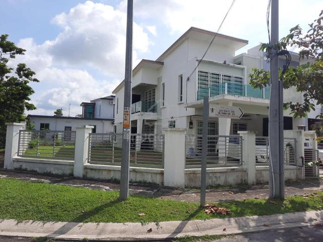 Coner Lot , 2 Storey House Hijayu 3, Bandar Sri Sendayan 1
