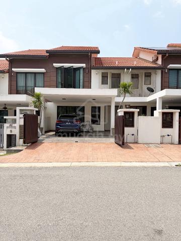 Double Storey Superlink Tari 2 Alam Impian Shah Alam Renovated Unit 1